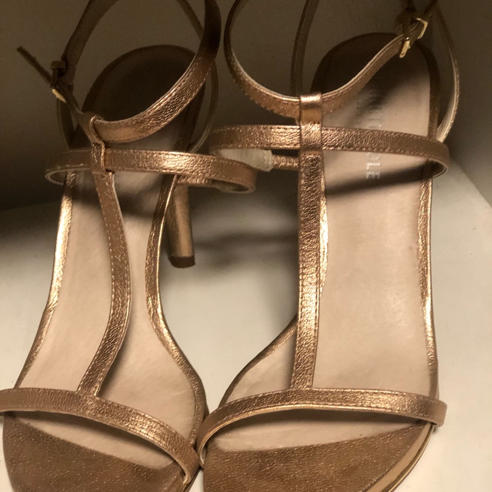 High heels - Picture 4 of 7